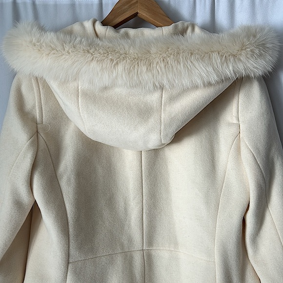 Sachi Collection Beautiful Fur Trimmed Hooded Cream Wool Jacket Coat **Size 6P** - Picture 4 of 5